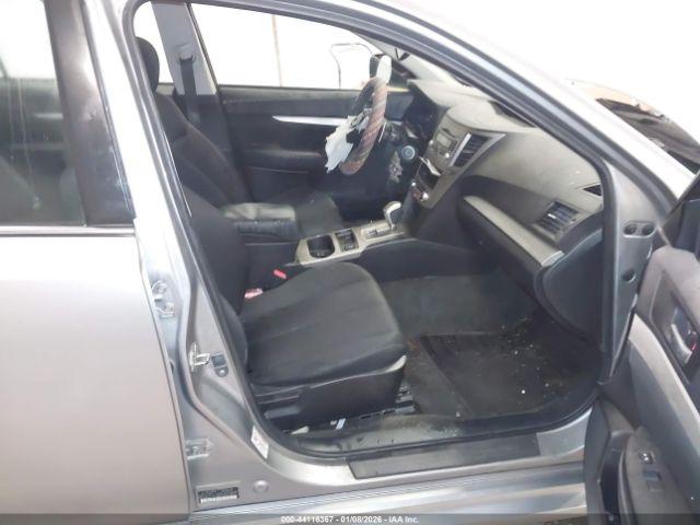 Subaru Legacy 2.5i Premium Image 11