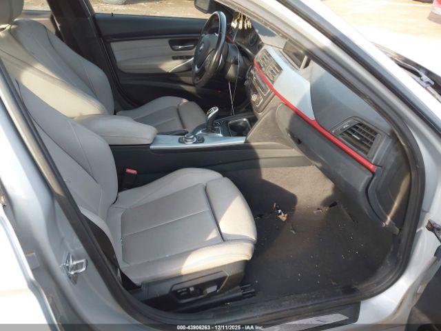 BMW 3 Series Image 3