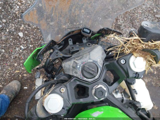 Kawasaki Ex500 Image 4