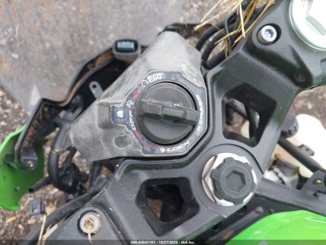 Kawasaki Ex500 Image 12