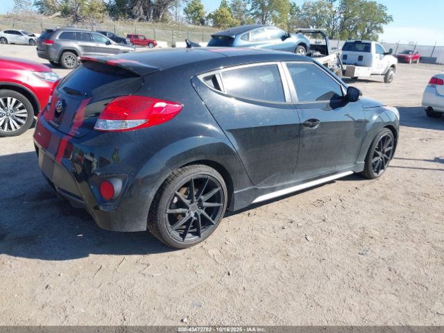 Hyundai VELOSTER Turbo Image 5