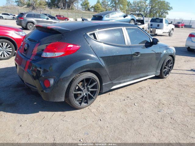 Hyundai VELOSTER Turbo Image 5